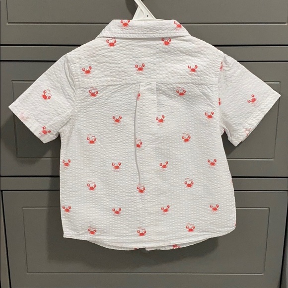 NWT white & textured button up/down polo w/ crabs! - Picture 2 of 7